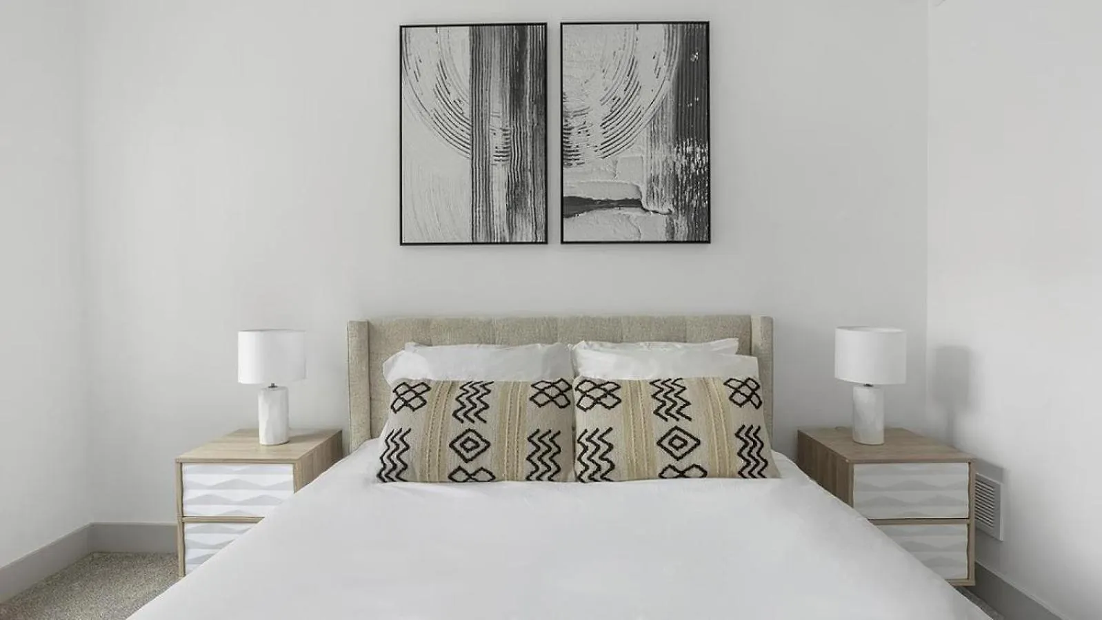 Landing Modern Apartment With Amazing Amenities リッチモンド