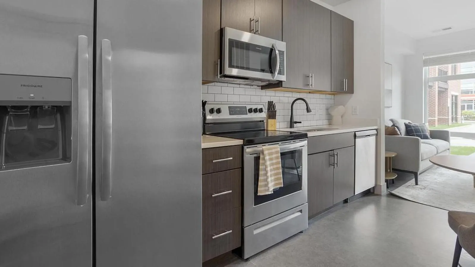 Landing Modern Apartment With Amazing Amenities リッチモンド 0*,  米国