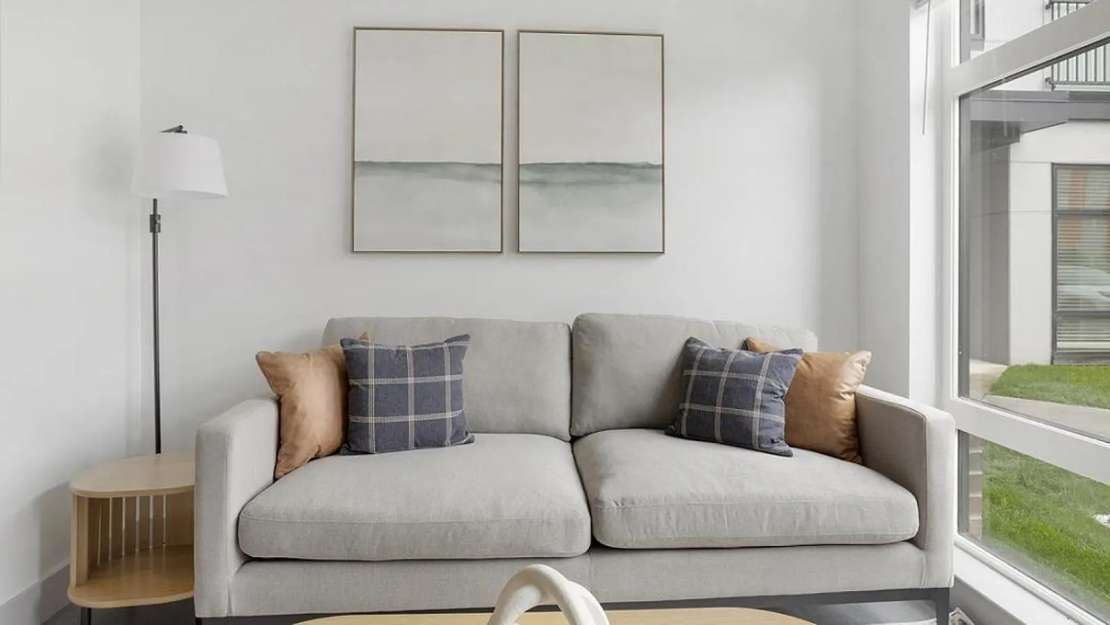 Landing Modern Apartment With Amazing Amenities リッチモンド